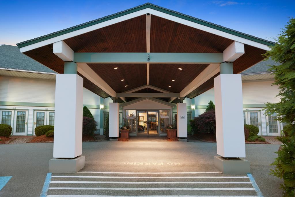 Days Inn By Wyndham Shelburne/Burlington エクステリア 写真