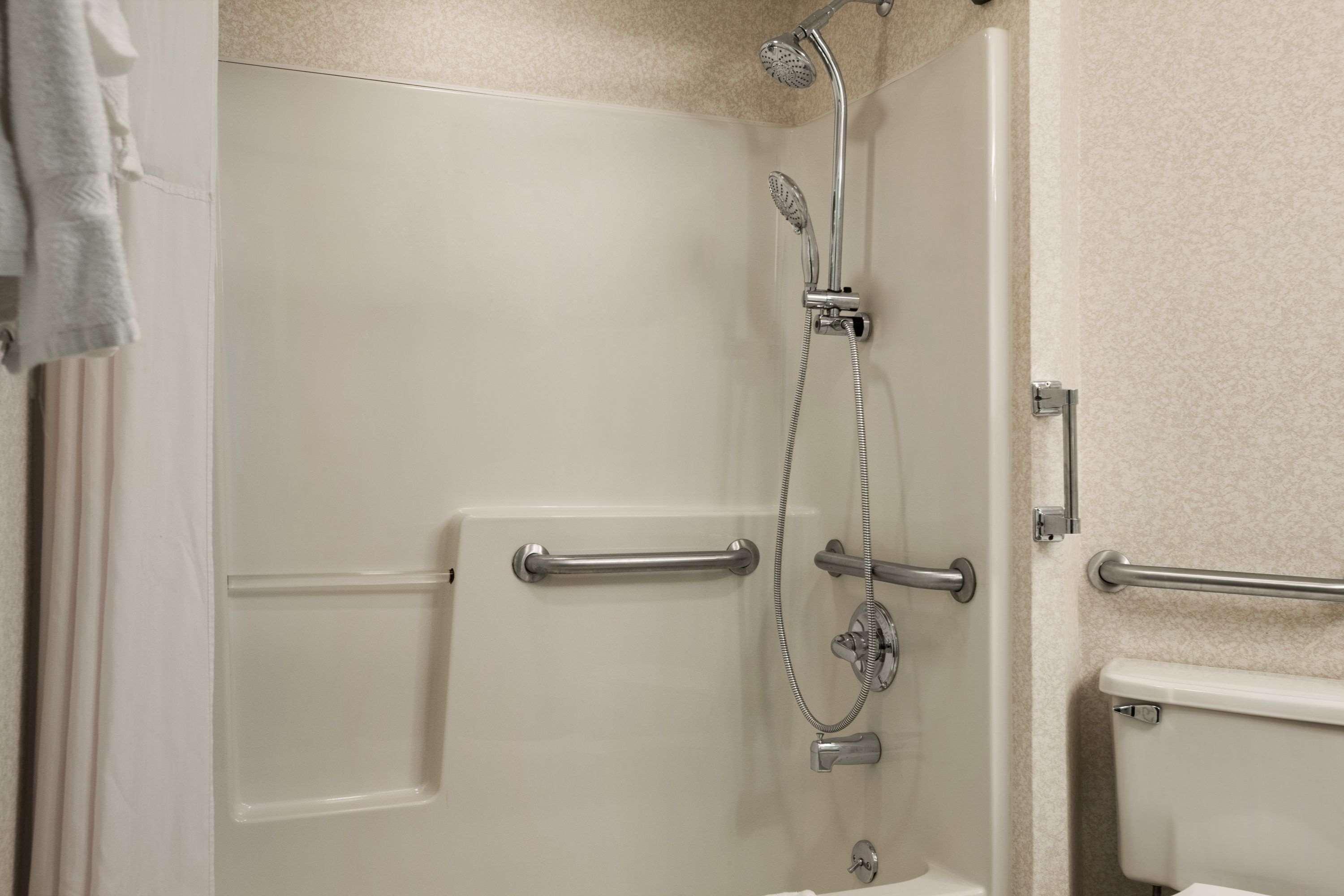 Days Inn By Wyndham Shelburne/Burlington エクステリア 写真
